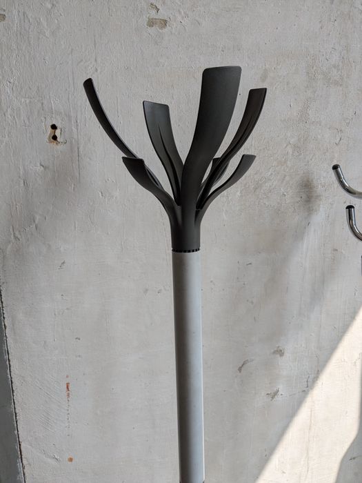 Вішалки для одягу