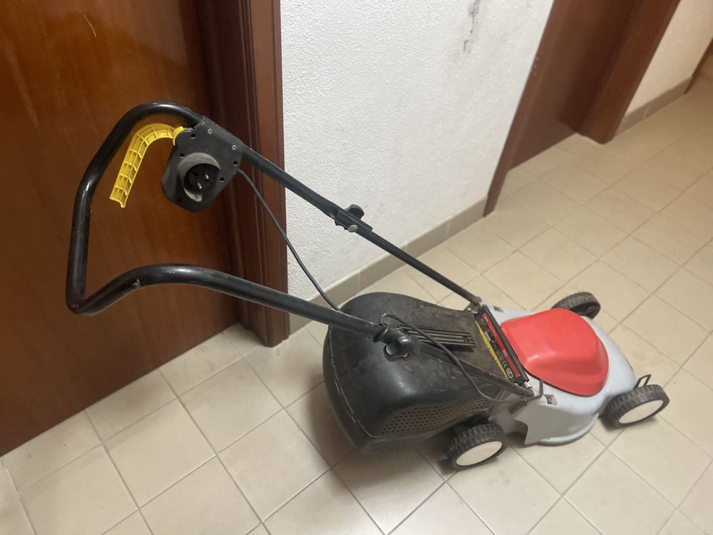 Maquina Cortador de relva