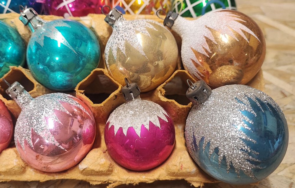 Stare szklane małe bombki ozdoby choinkowe prl