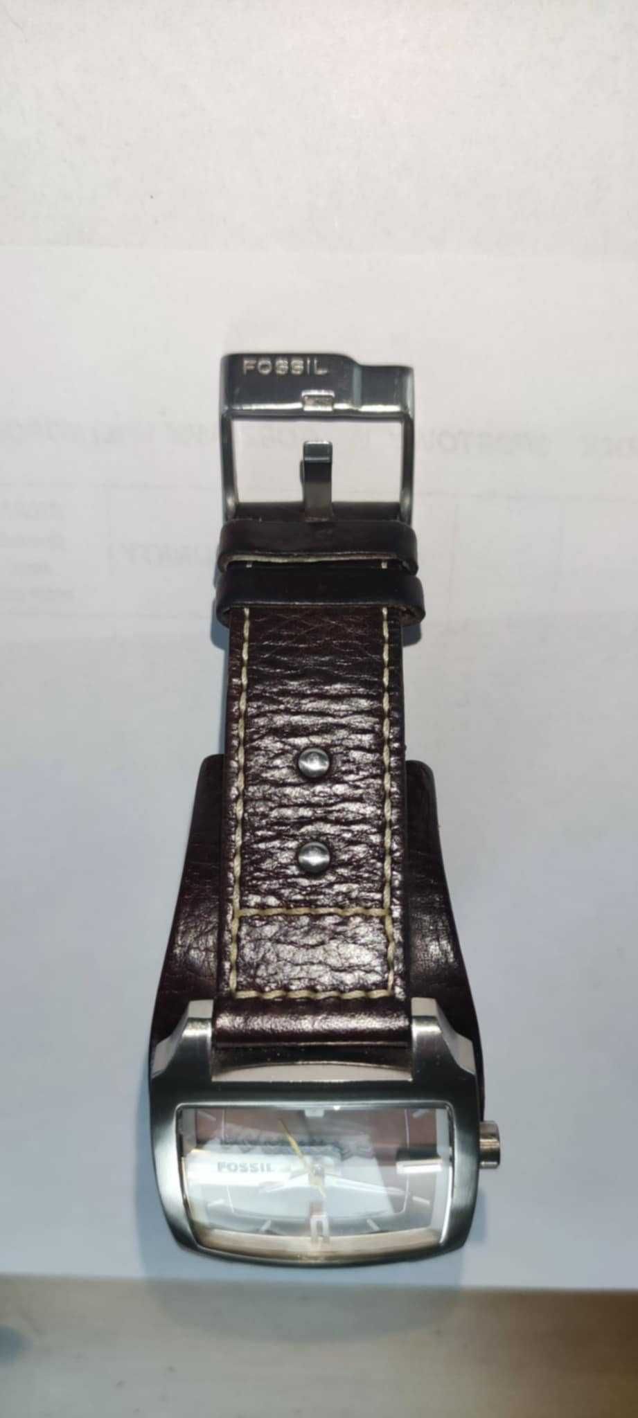 Zegarek Fossil Casual Analog model JR9990