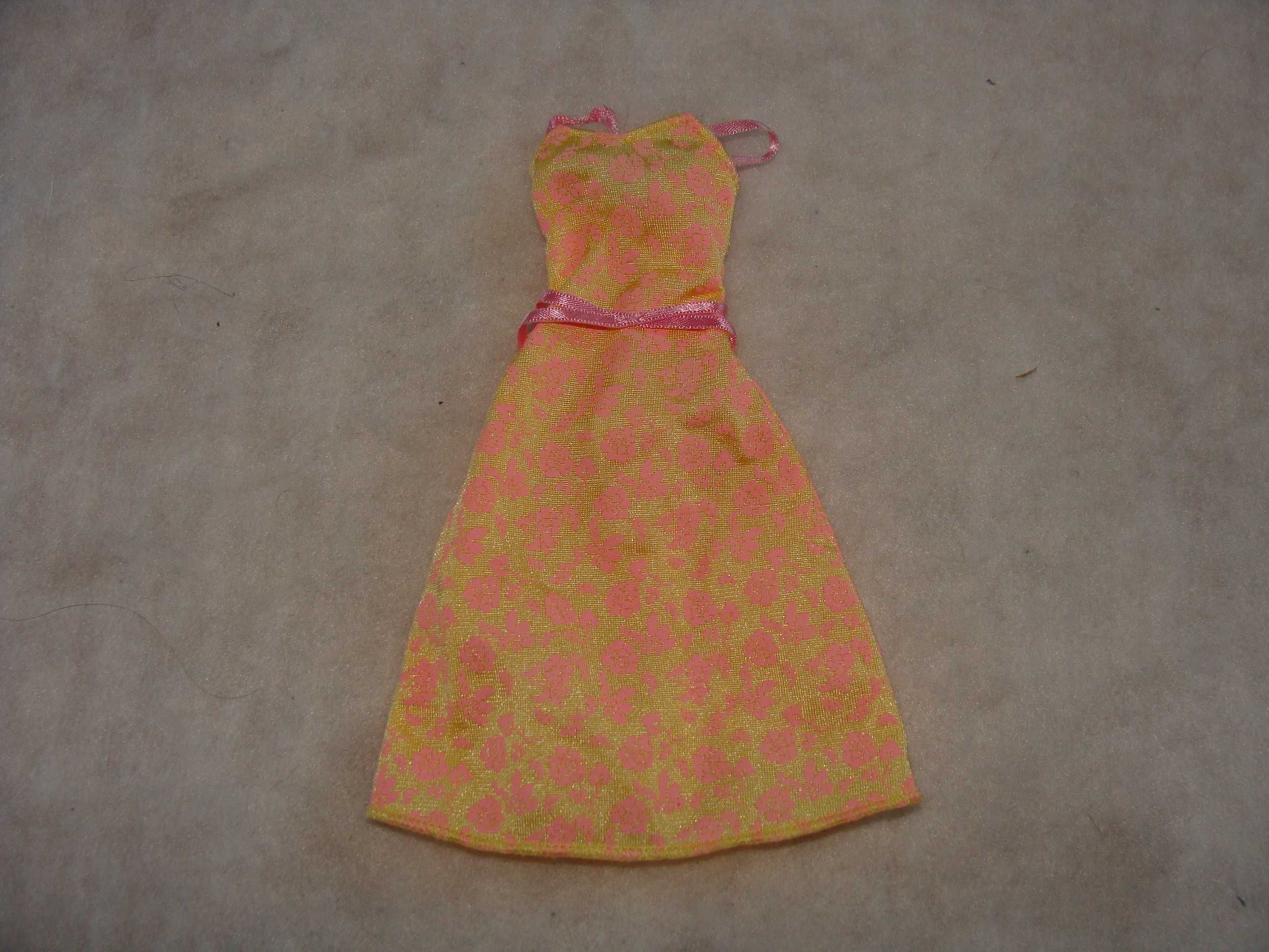 Vestido Boneca Barbie Chic (Ref. G8511) de 2004