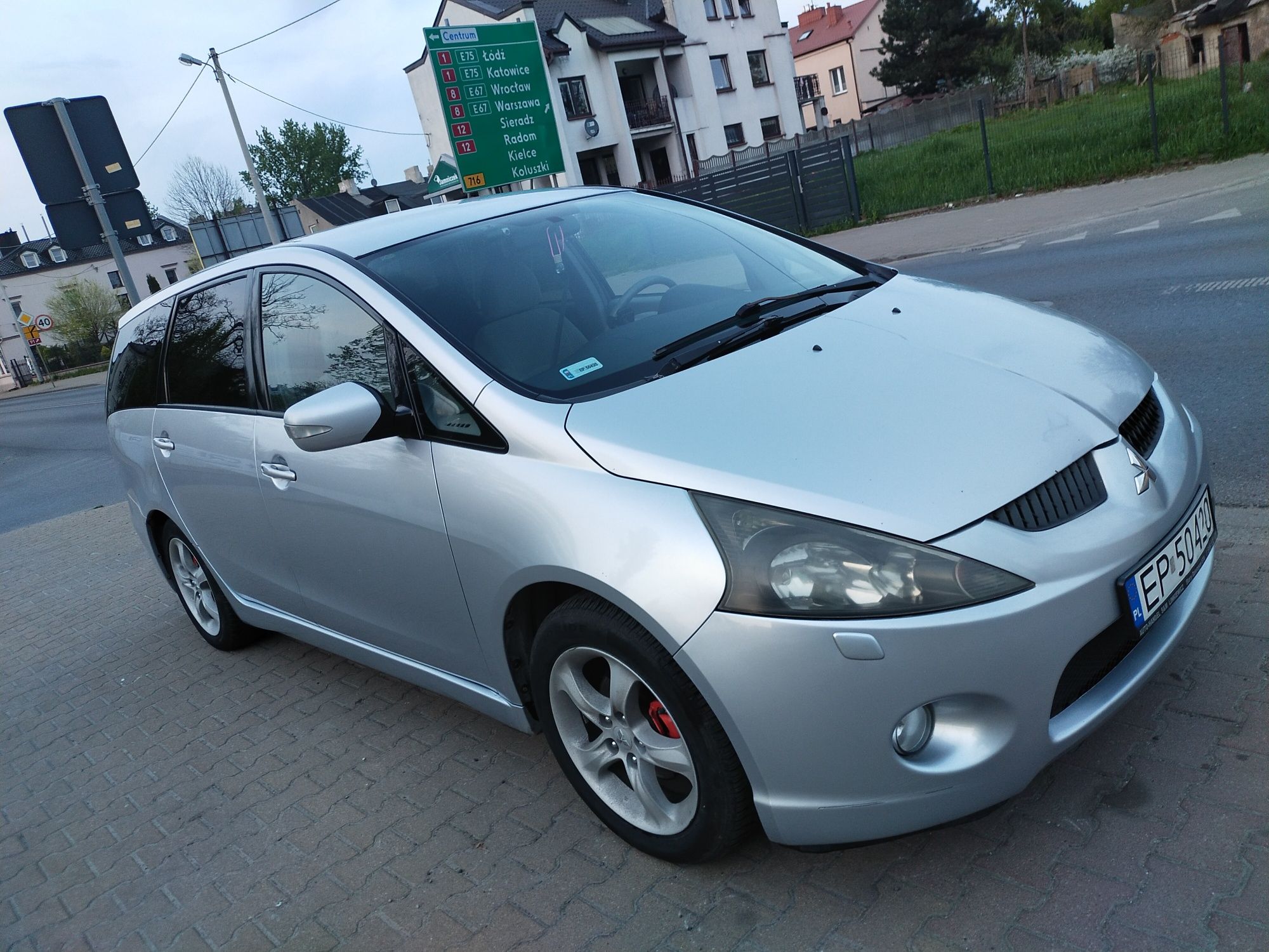 Mitsubishi Grandis 2.4 benzyna LPG hak