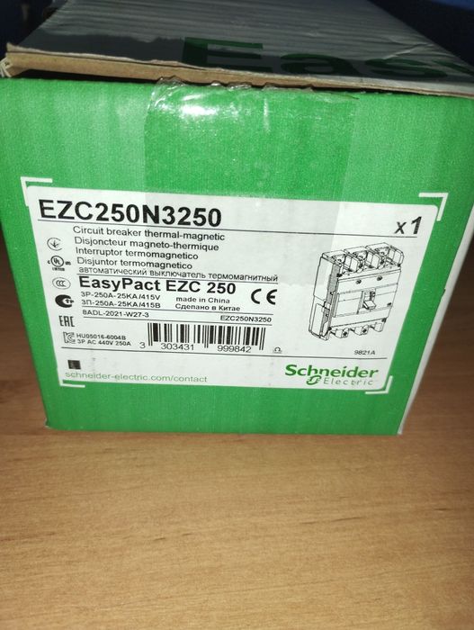 Автоматичний вимикач, 250A, Schneider Electric EZC250N3250