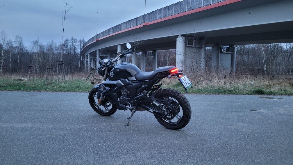 Wynajem motocykla z dowozem, prawko kat. B, Zontes G1, Pożycz Moplika