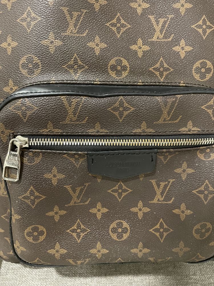 Mochila Louis Vuitton monogram backpack