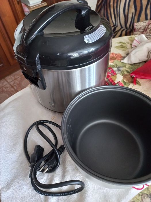 Продам мультиварку