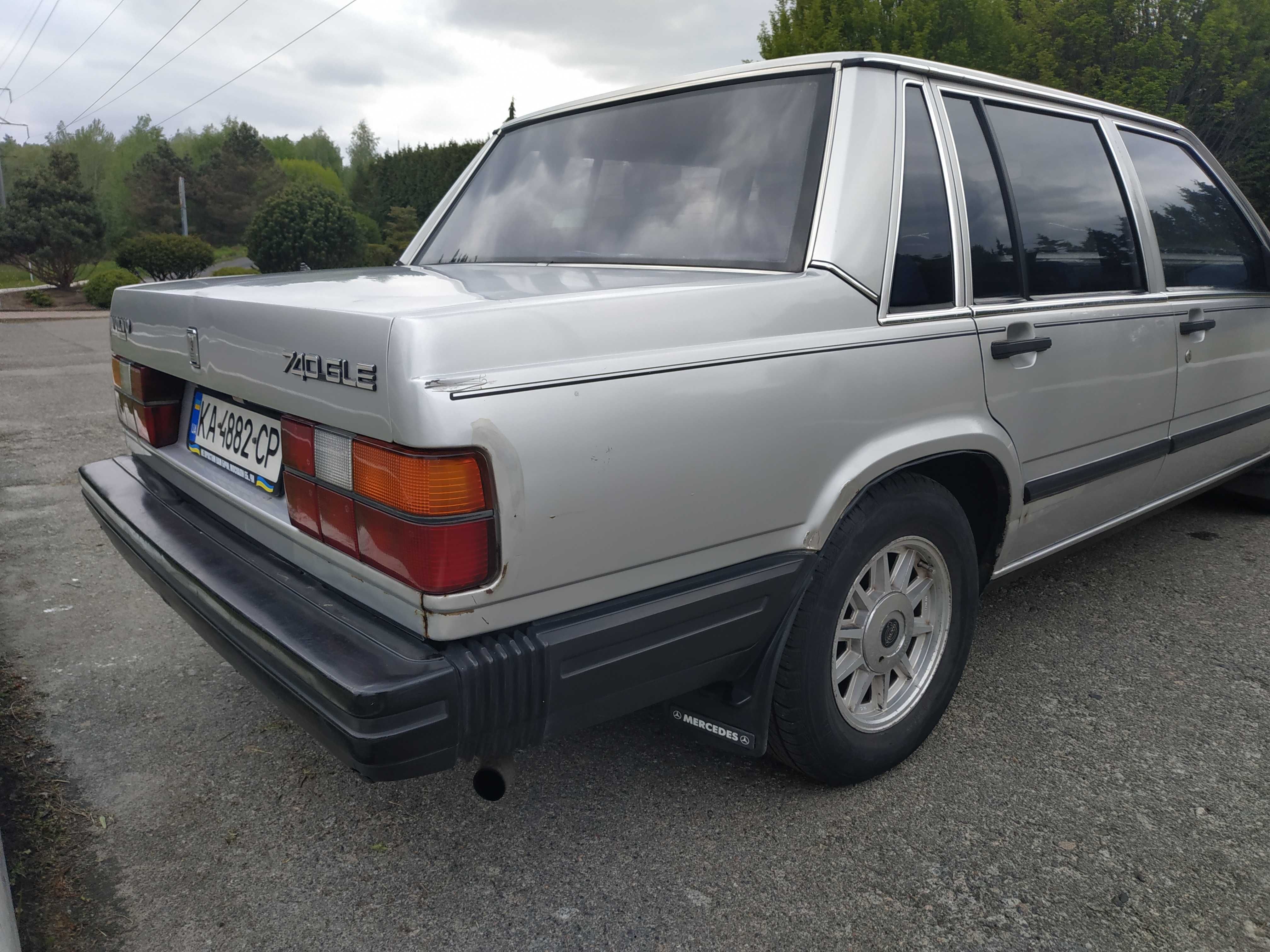 Продам Volvo 740