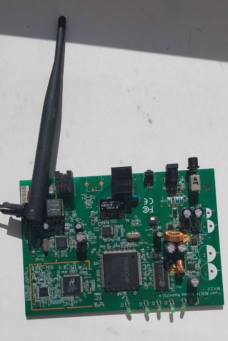 Роутер на запчасти. Модель TD-W8101G  VER 2.2  / D-Link DIR 300