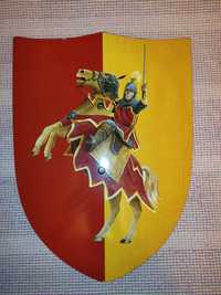 Рыцарский щит деревянный