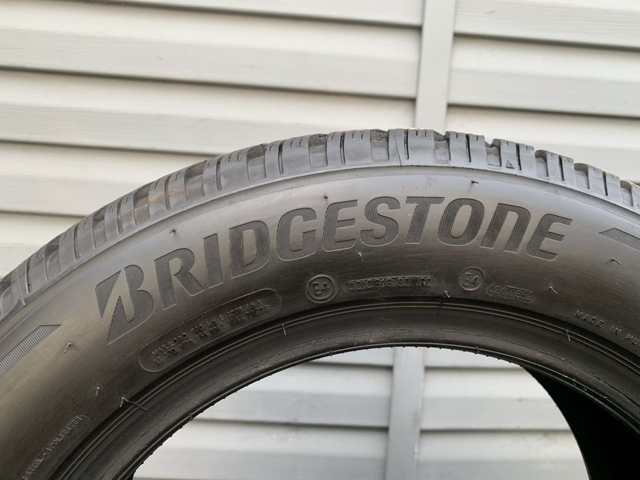 Пара зимових шин Bridgestone 185/65 R15 Blizzak LM005