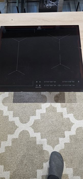 Electrolux Plyta indukcyjna USZKODZONA !