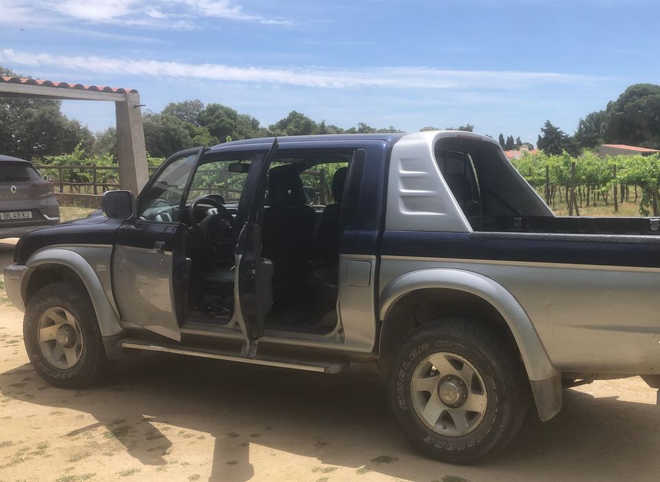 Mitsubish Strakar L200 Elegance 4x4