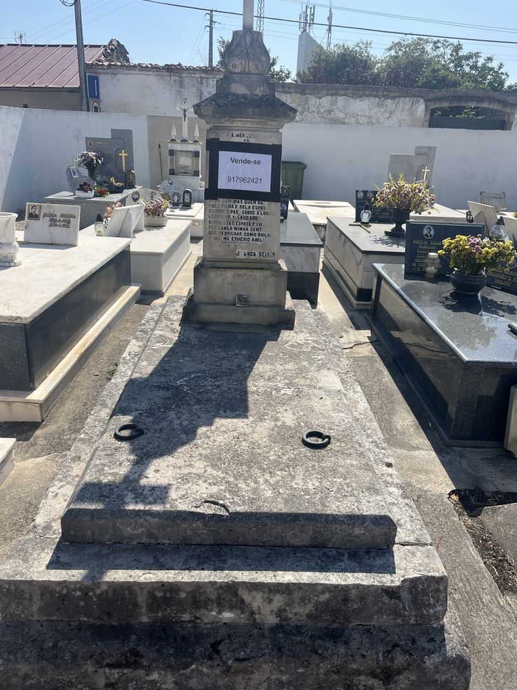 Campa/Jazigo em Pedra para venda