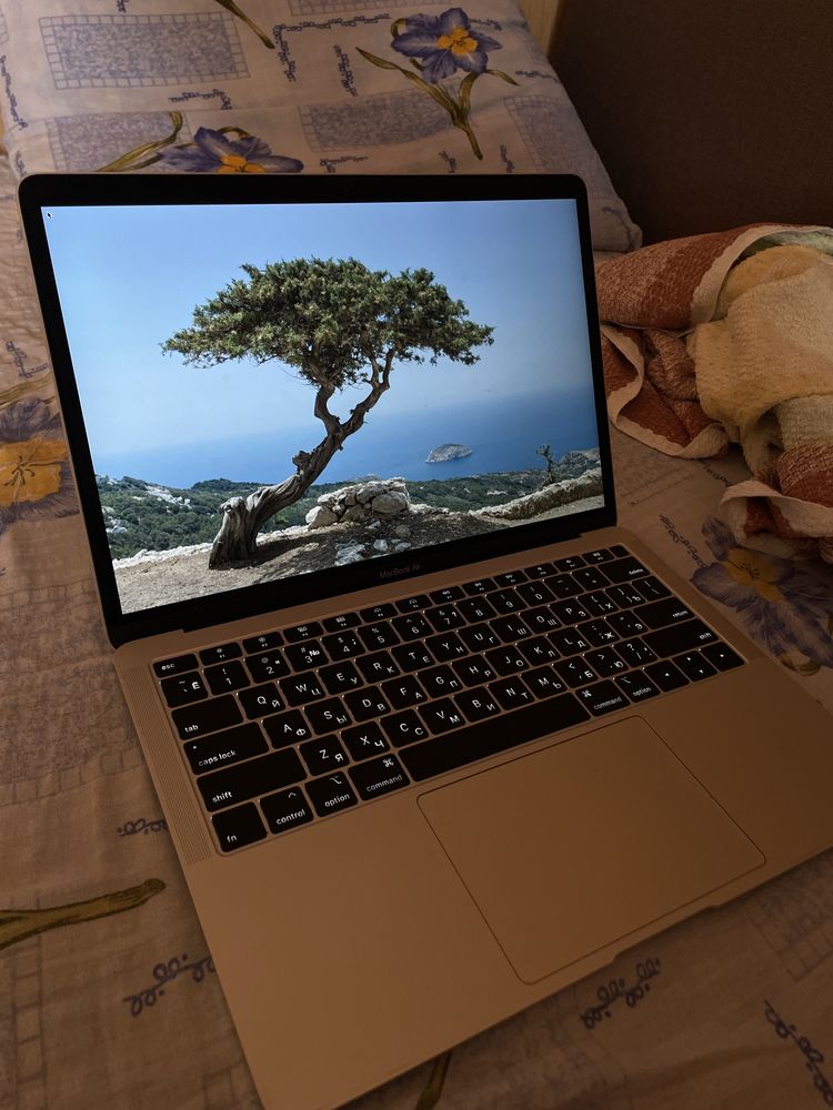 MacBook Air 2018 i5