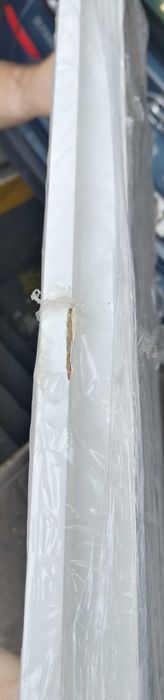 Białe drzwi łazienkowe o szerokości 80 cm, lewe. Nowe,