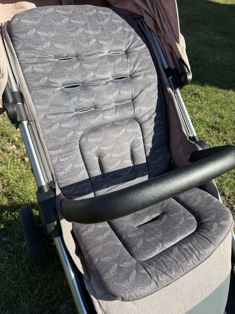 Baby desing Wave Spacerówka