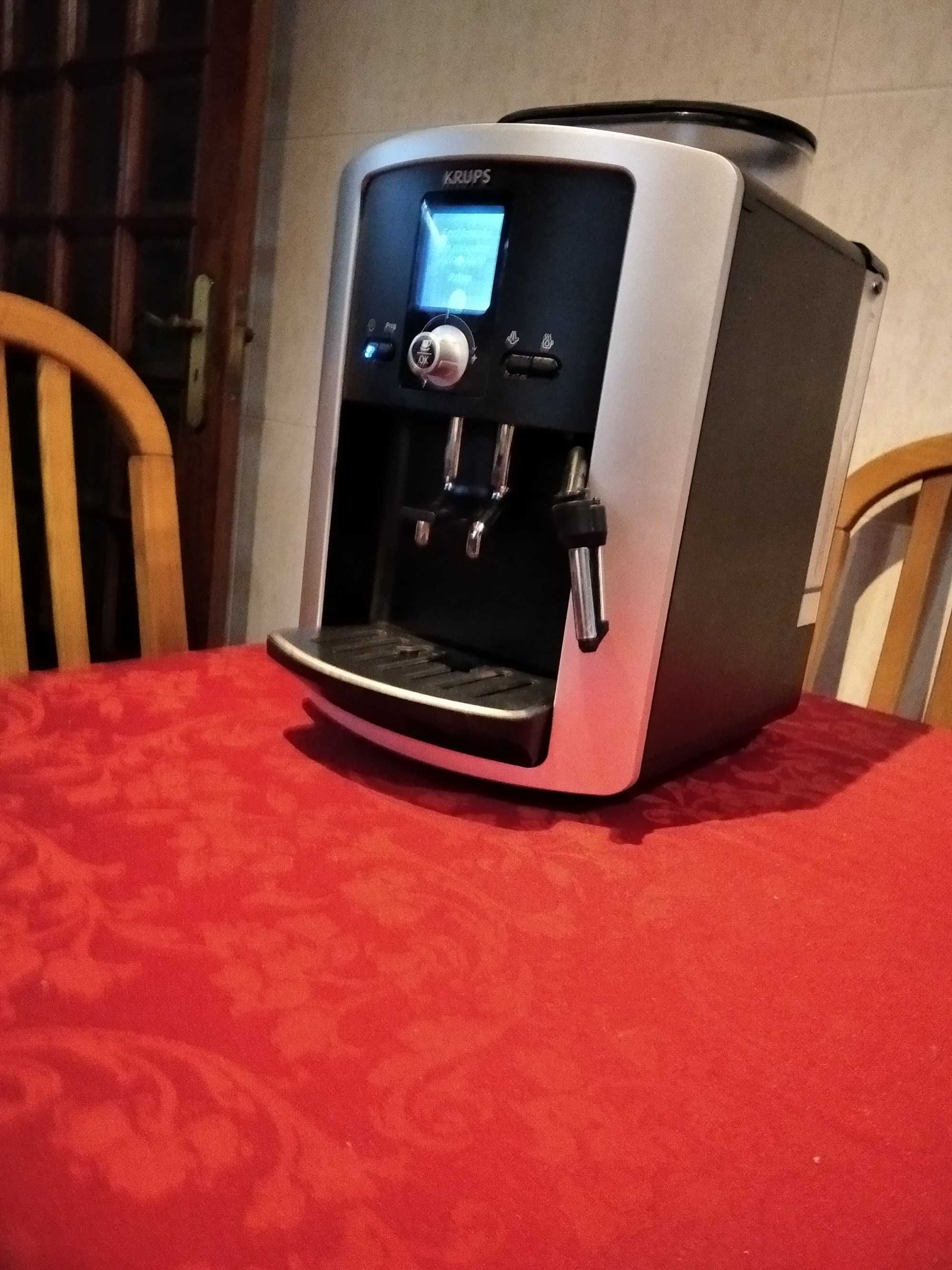 Máquina de café Krups