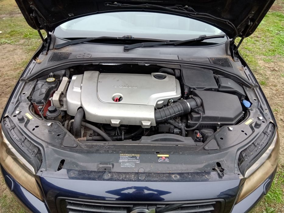 Volvo V70 R design Sport bogaty 08r D5 2.4 185km 452-26 Cale na części