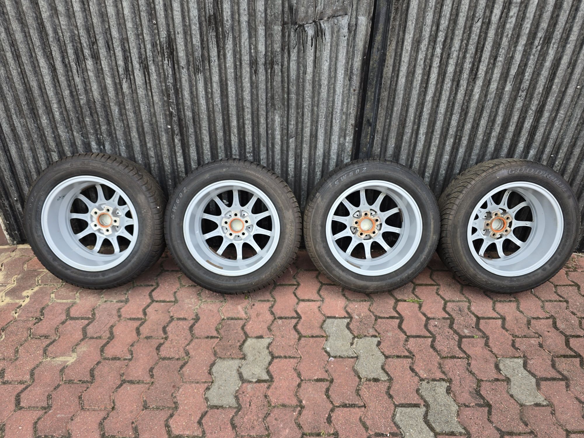 Felgi z oponami 195/60R15 VW Polo 5x100 Golf Skoda Fabia Rapid Praktik