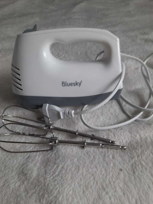 Mikser ręczny Bluesky. Jak nowe.