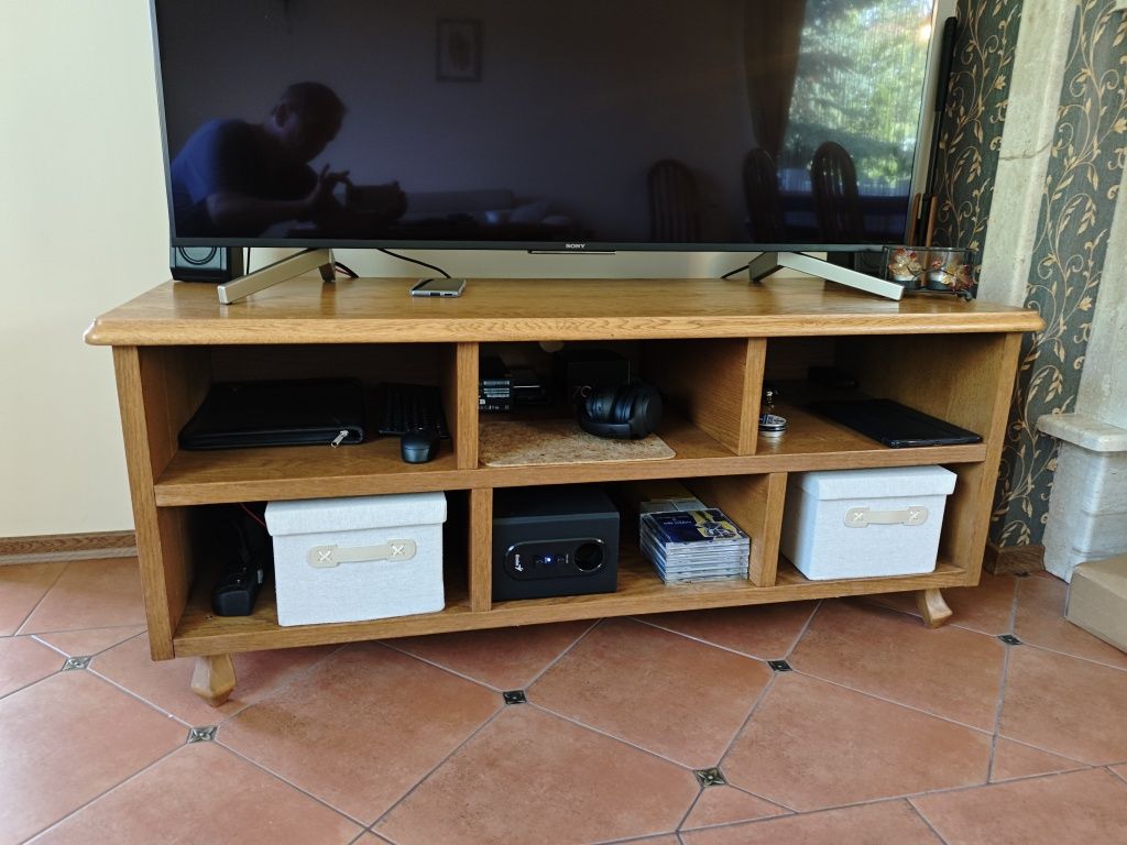 Stolik RTV 135x50x55wys debowy