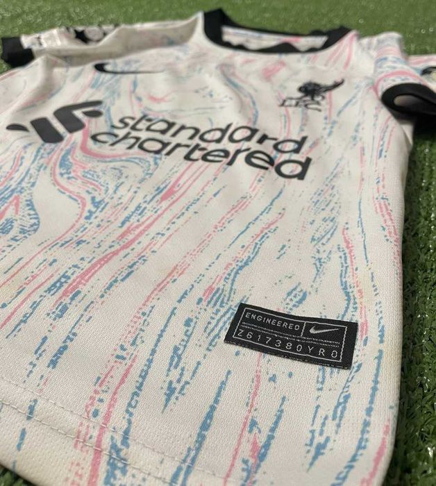 Дитяча футболка Ліверпуль Darwin №27 розмір 16, сезон 2022/23