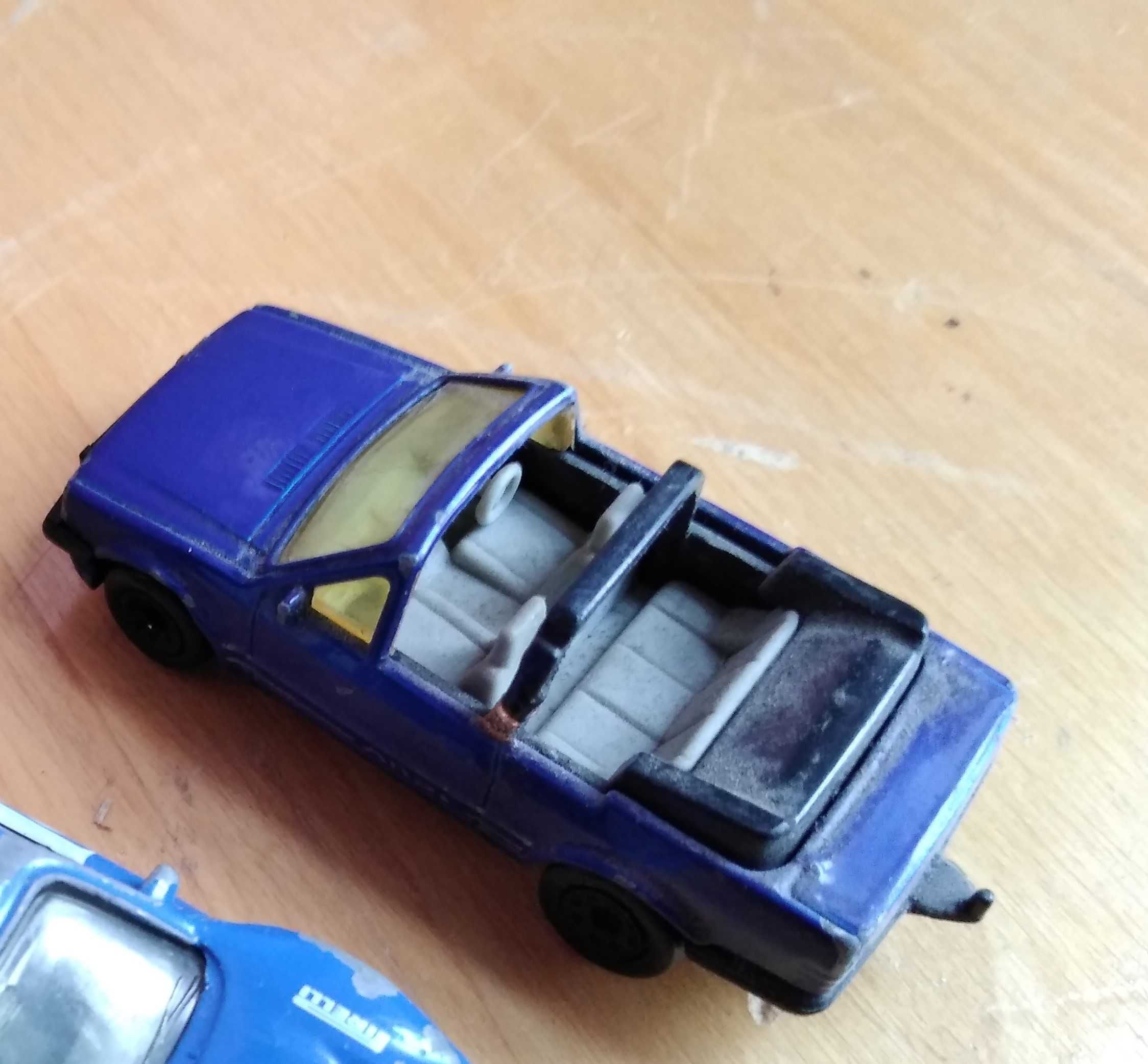 Stary Matchbox resorak autko Ford Escort cabrio model 1985