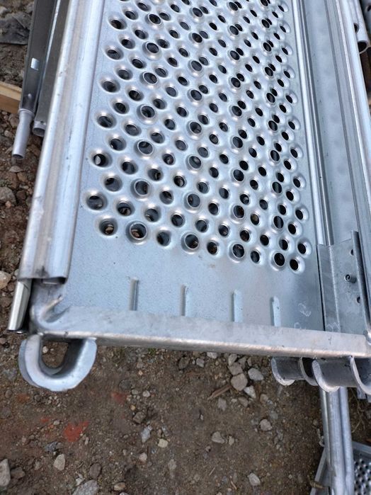 Rusztowanie systemowe pletak 200 m2
