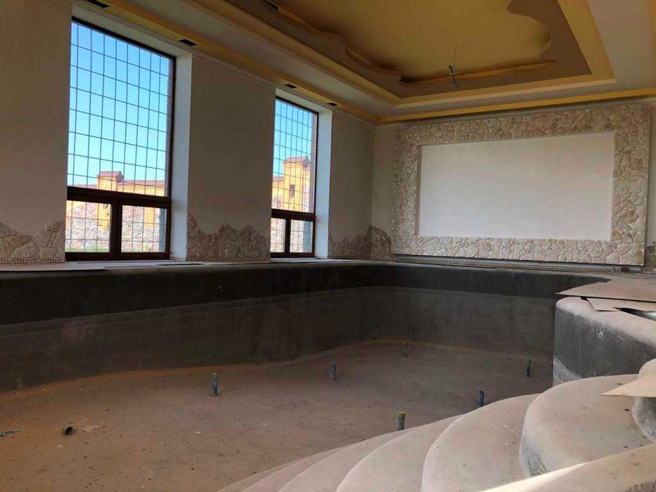 Продажа эксклюзивного дома Киевская обл. с.Пинчуки (1330 кв.м.)