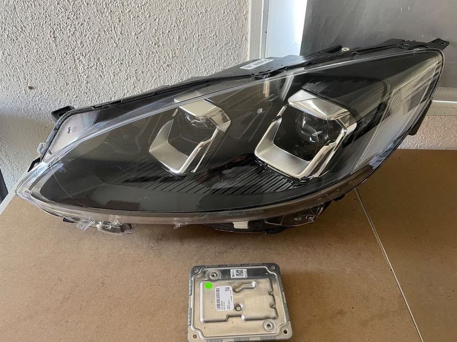 ford kuga mk3 lampa przód full led cala ładna lv4b-13e017-an reflekt