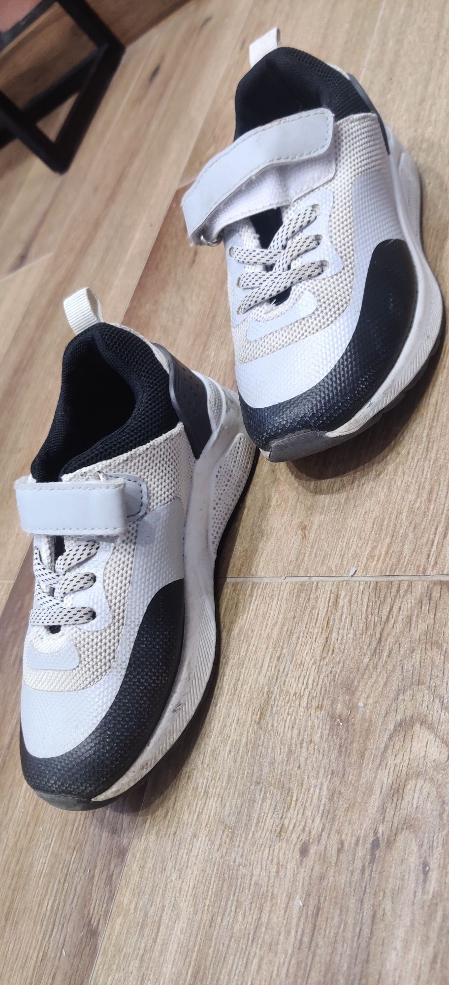 Buty sportowe chłopięce sneakersy adidasy 27