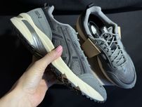 Чоловічі кросівки Asics Gel - 1090 v2 оригінал кроссовки оригинал
