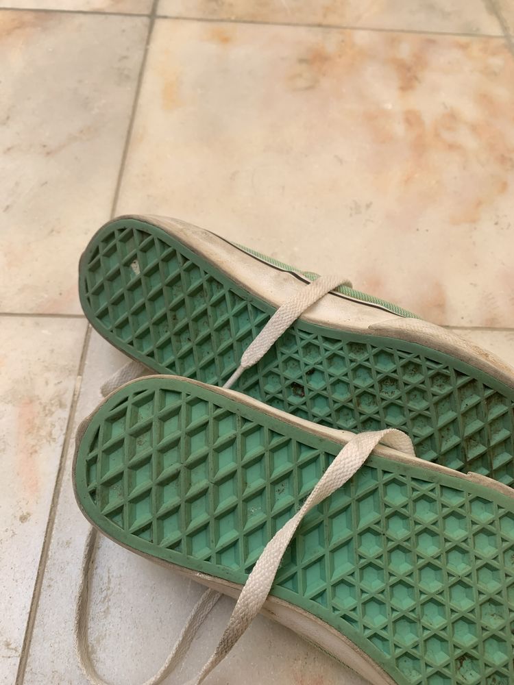 Vans kids verdes num 31