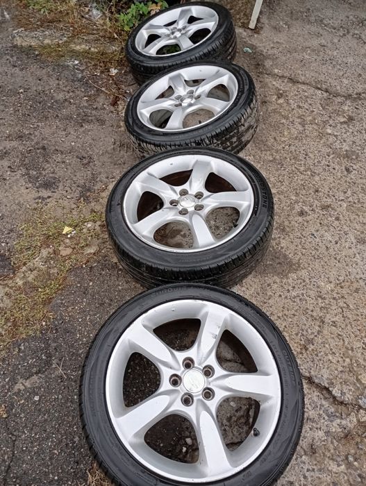 4 колеса 215/45 R17 5*100 в зборі