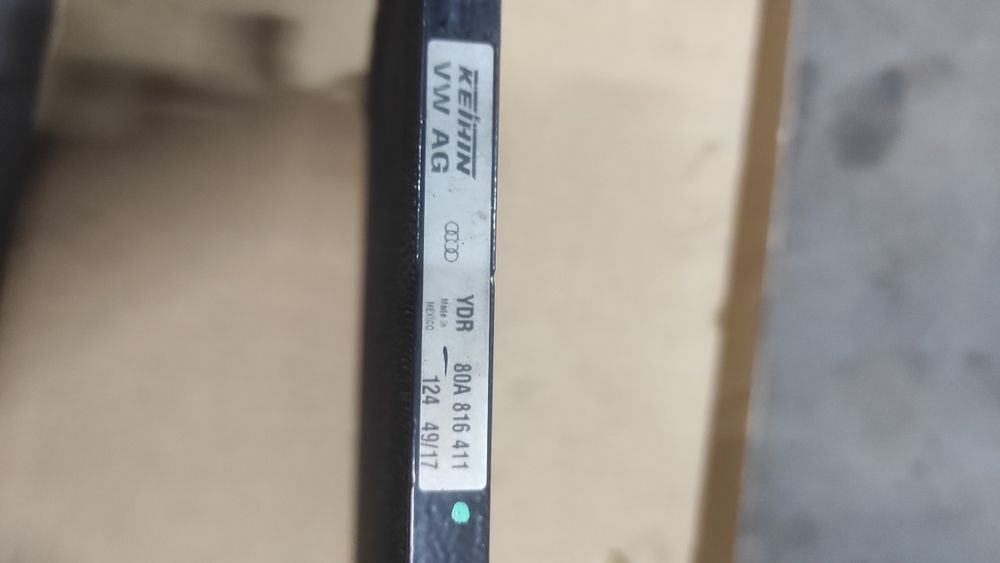 Радіатор кондиціонера Audi Q5 Б/у оригінал герметичний80А 816 411