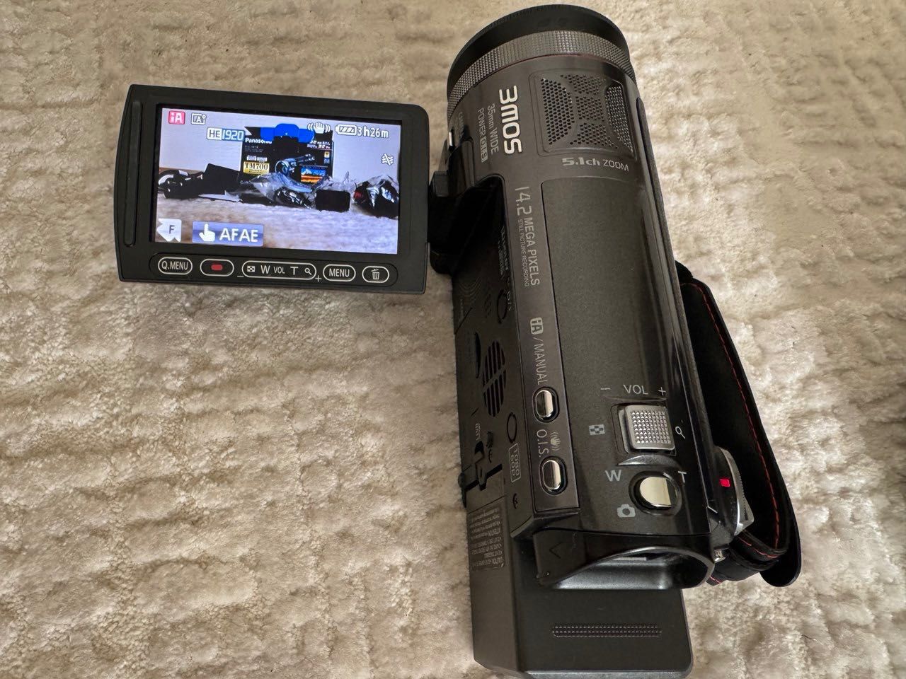 Відеокамера Panasonic HDC-TM700