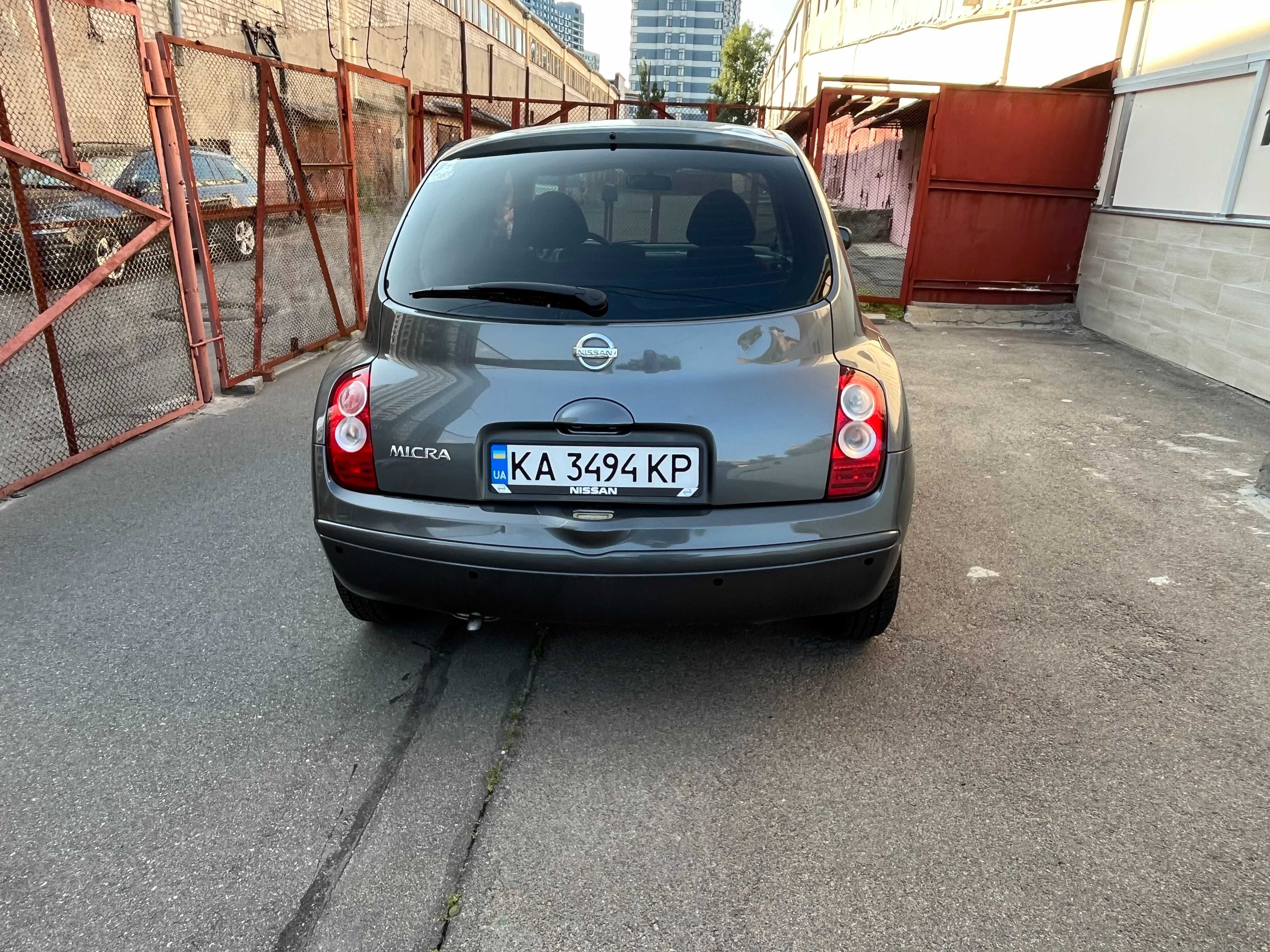 Nissan Micra 2006 1.2 AT (80 к.с.)