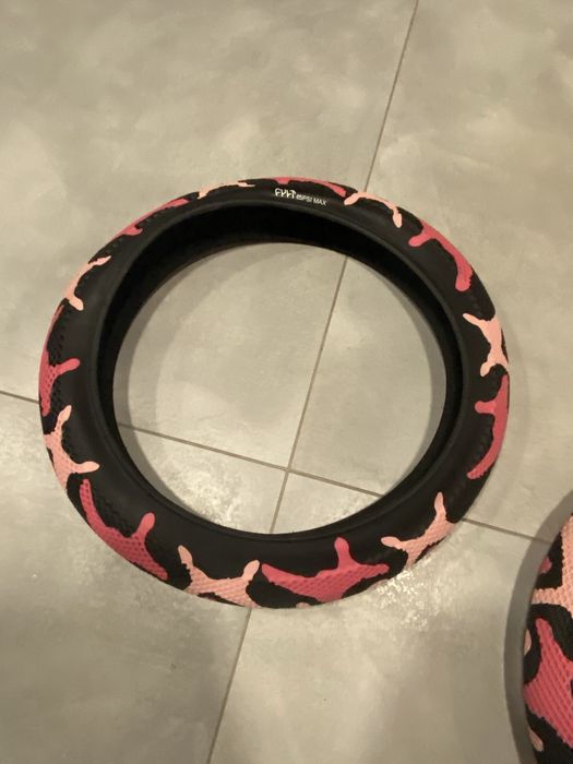 Cult Opona X Vans Pink Camo 20