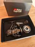 Abu Garcia Revo 2 MGX 30 6.2:1 Kołowrotek Carbon