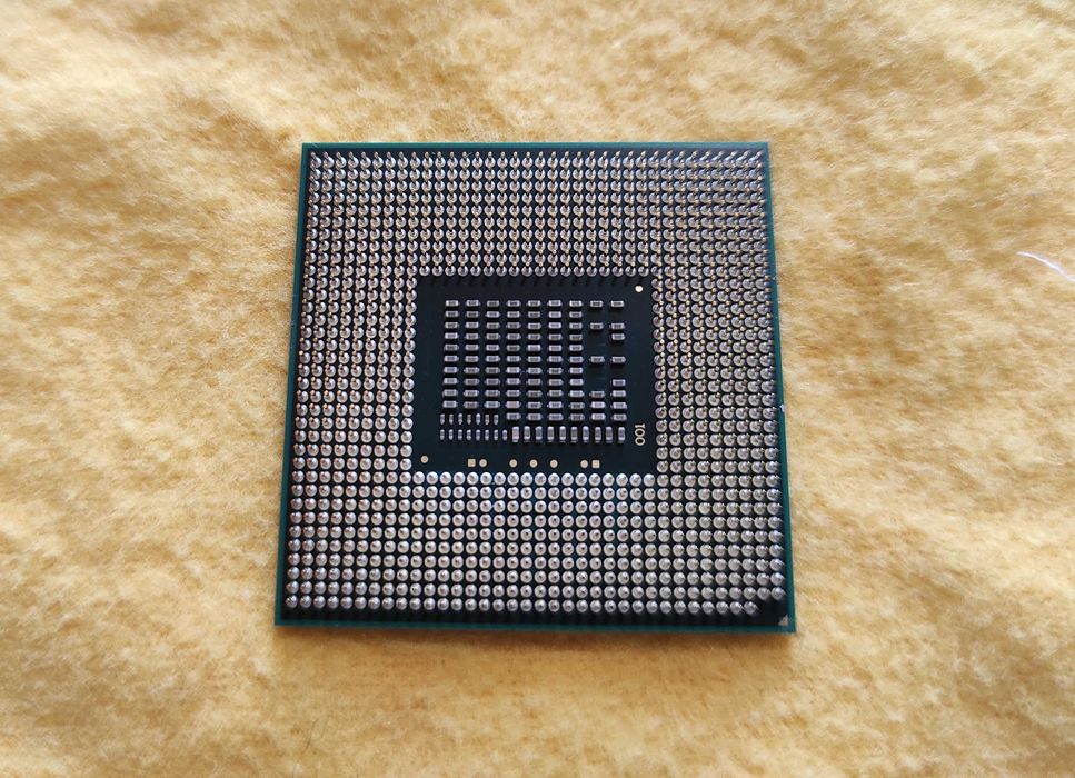 CPU Intel Core i5-2540m (3.3GHz/Sandy Bridge/3MB/HD Graphics 3000/35W)