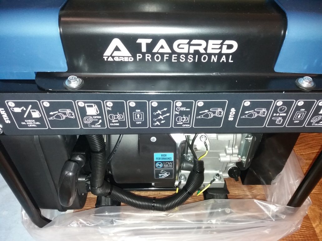 Инверторный генератор TAGRED TA4000INW