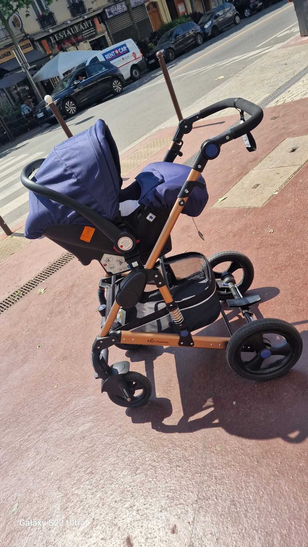 Carrinho de bebe trio!