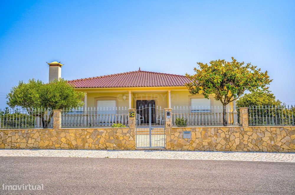 Moradia T5 no Nadadouro - Caldas da Rainha