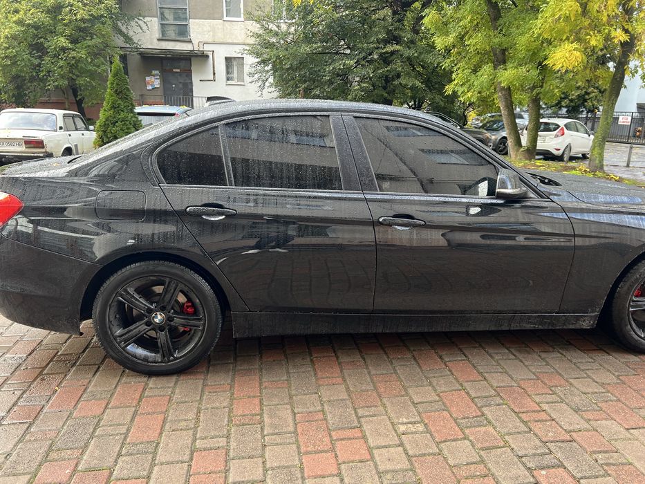 BMW F30 xdrive 2015 рік