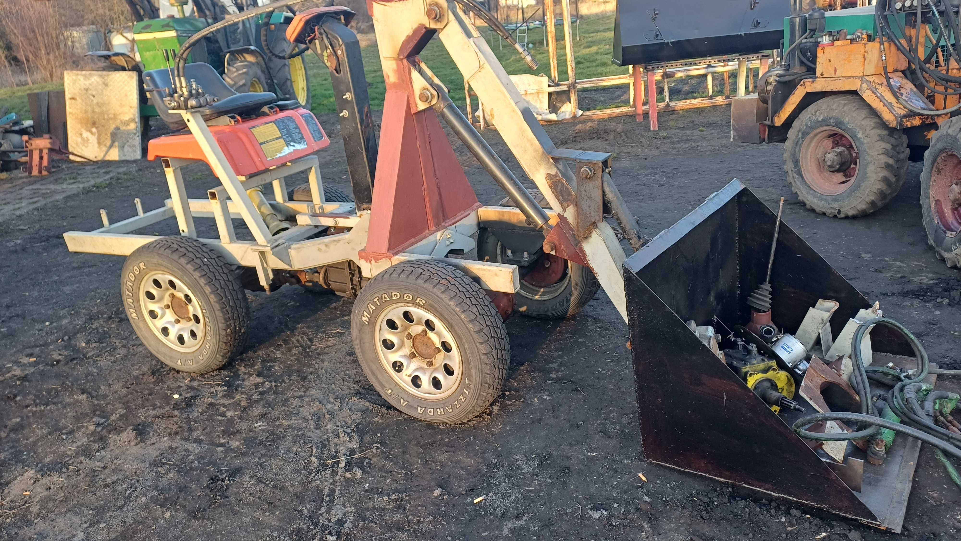 Ładowarka 4x4 (mini ładowarka sam do dokończenia)