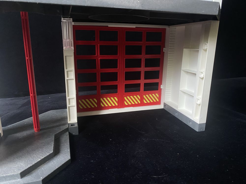 Playmobil 5361 remiza straży pożarnej z alarmem - baza straż pożarna