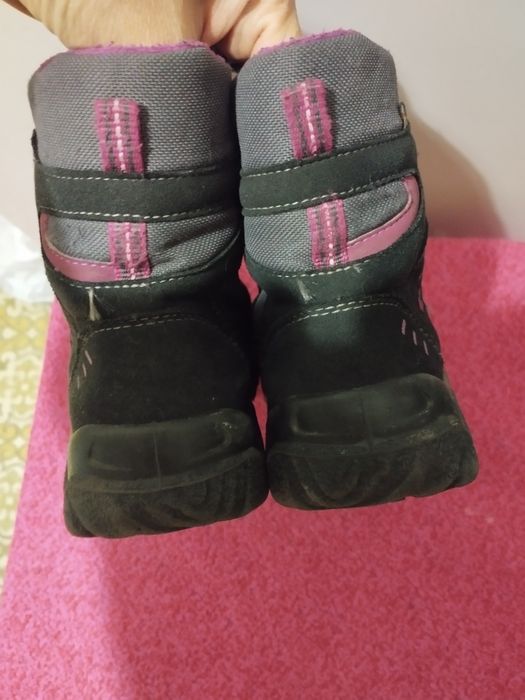 Продам черевики Superfit