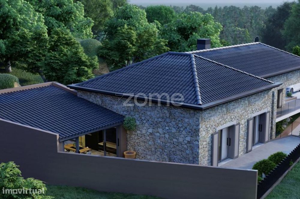 Moradia T6 Santo António da Serra