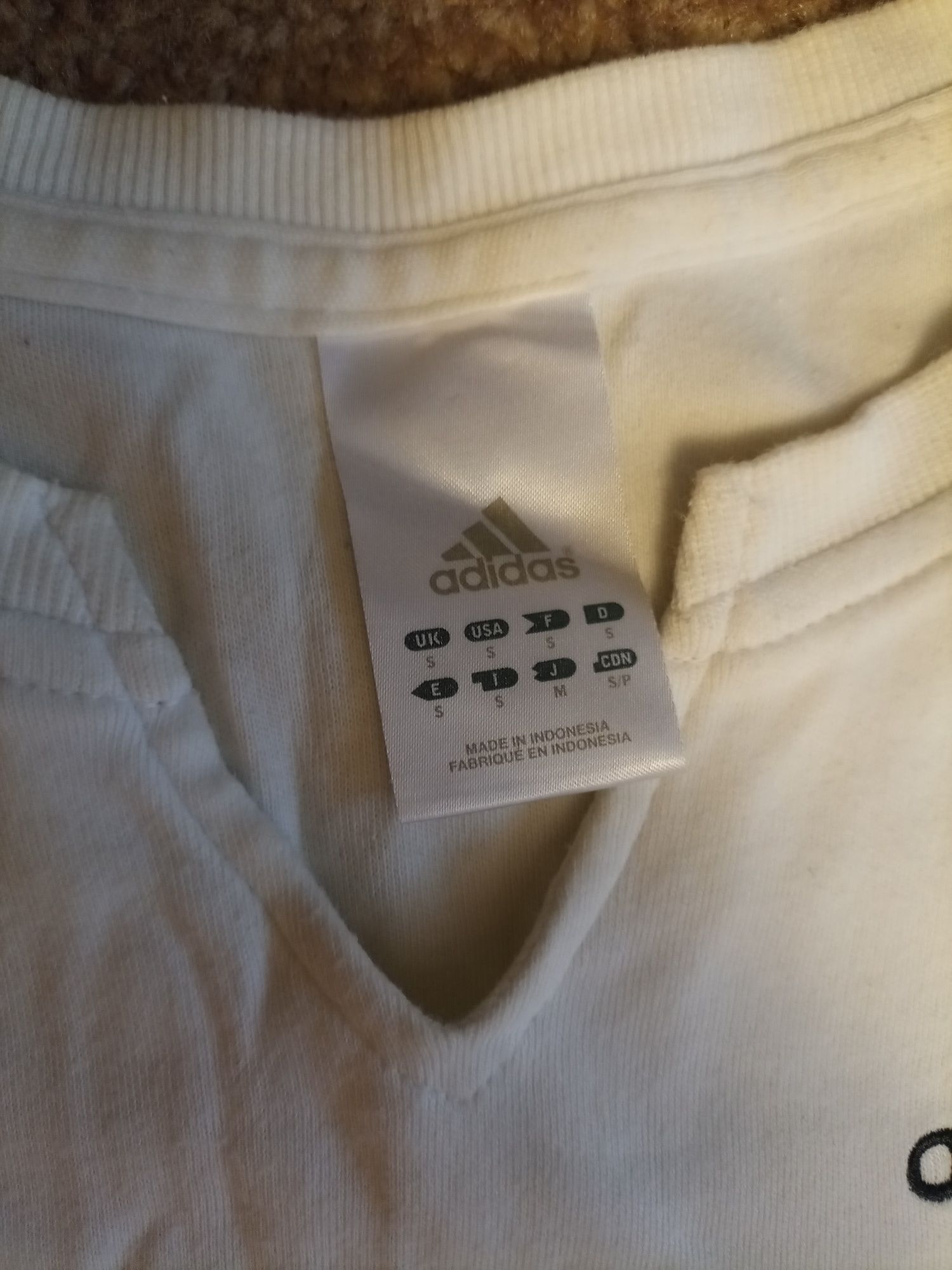 Podkoszulek Adidas z metki rozmiar S/M