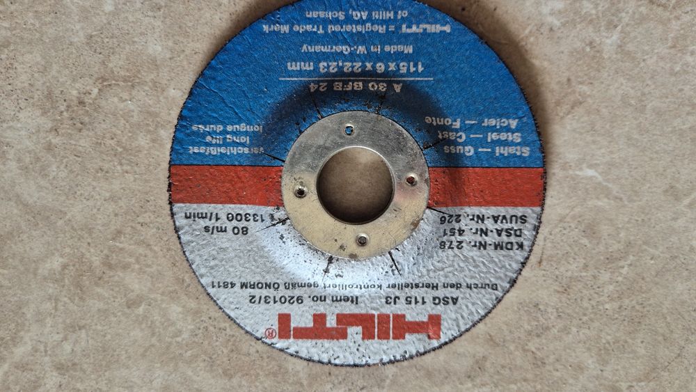 Tarcze szlifierskie Hilti 115 mm i 230 mm – komplet 5 sztuk